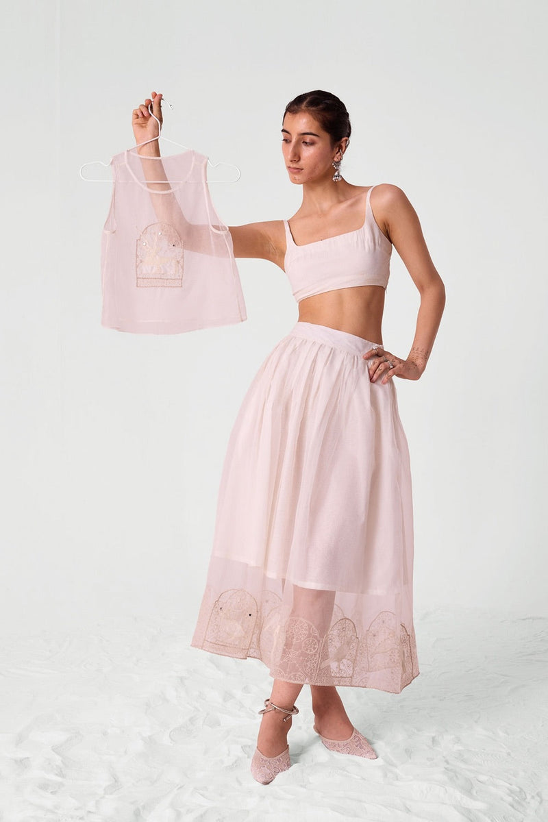 Dhuthi Off White Embroidered Skirt