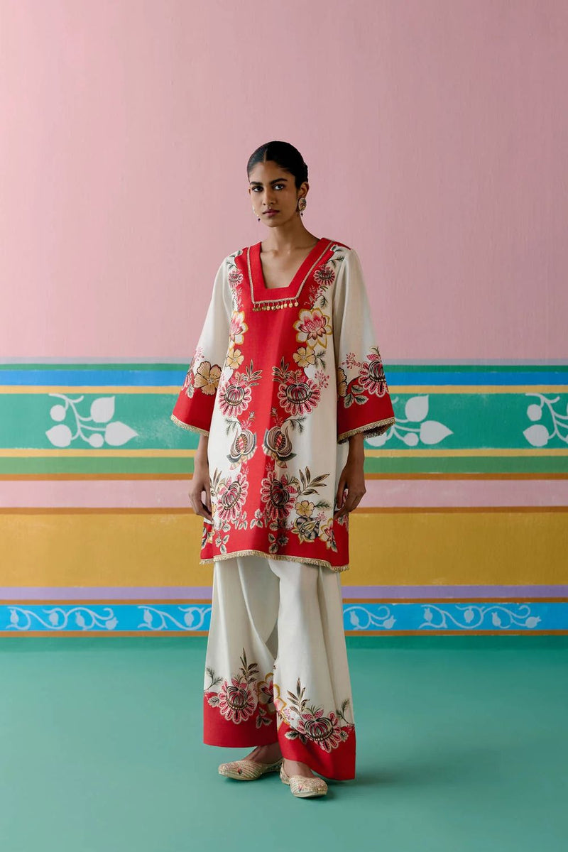 Ecru & Red Floral Square Neck Kurta Set chanderi Buy Ecru & Red Floral Square Neck Kurta Set from C&W | Light Kurta Sets for Women by Label Mogra in red color for women in Singapore