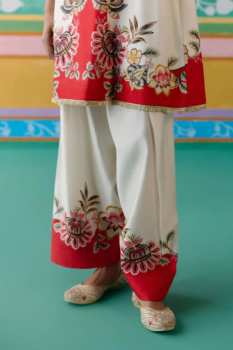 Ecru & Red Floral Square Neck Kurta Set chanderi Buy Ecru & Red Floral Square Neck Kurta Set from C&W | Light Kurta Sets for Women by Label Mogra in red color for women in Singapore