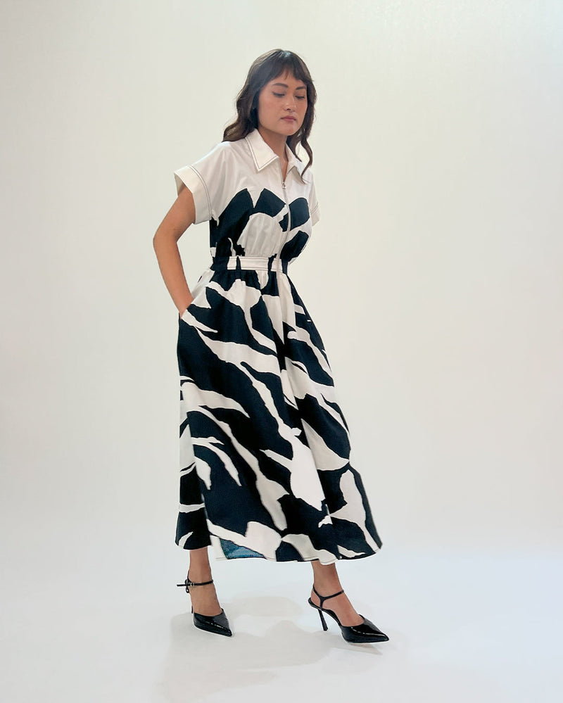 Stream cup zip dress 100% cotton Buy Stream cup zip dress from C&W | Dresses for Women by Leh Studios in black color for women in Singapore