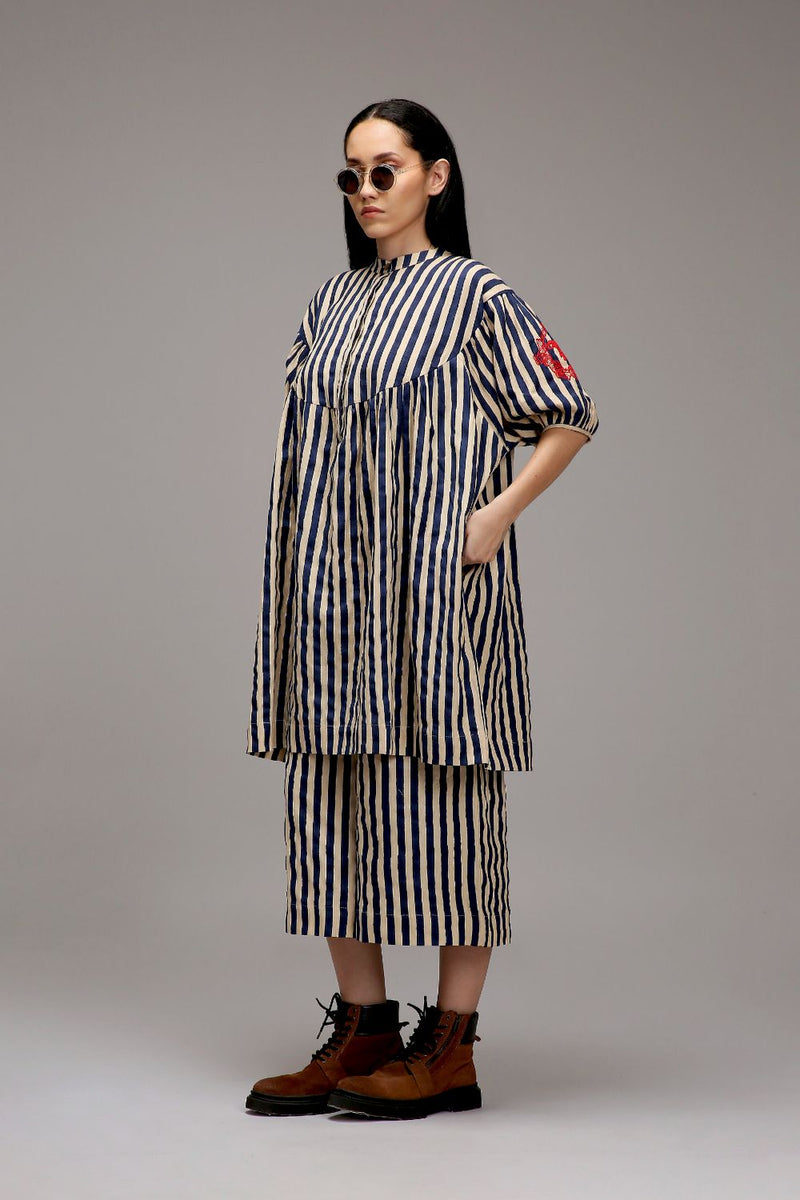 Egg-Shell Blue Striped Capre Pants cotton by Mati in white color for women in Singapore