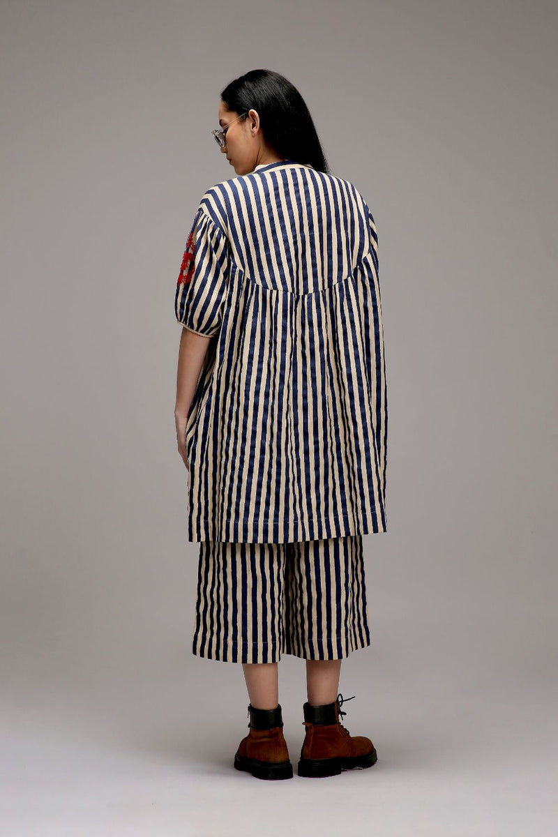 Egg-Shell Blue Striped Capre Pants cotton by Mati in white color for women in Singapore