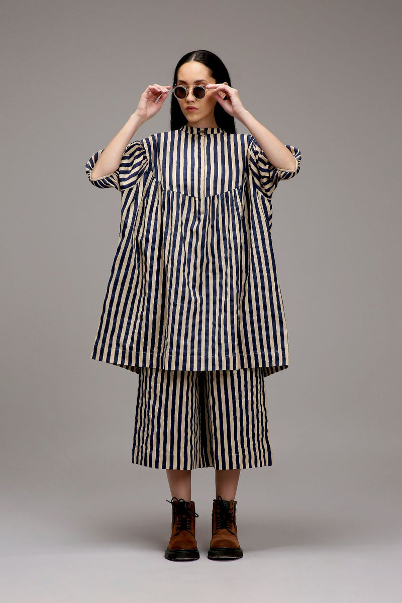 Egg-Shell Blue Striped Capre Pants cotton by Mati in white color for women in Singapore