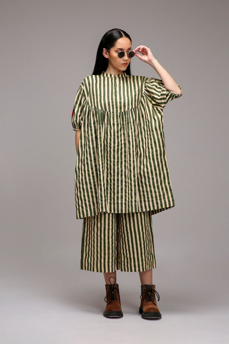 Egg-Shell Green Striped Capre Pants cotton by Mati in white color for women in Singapore