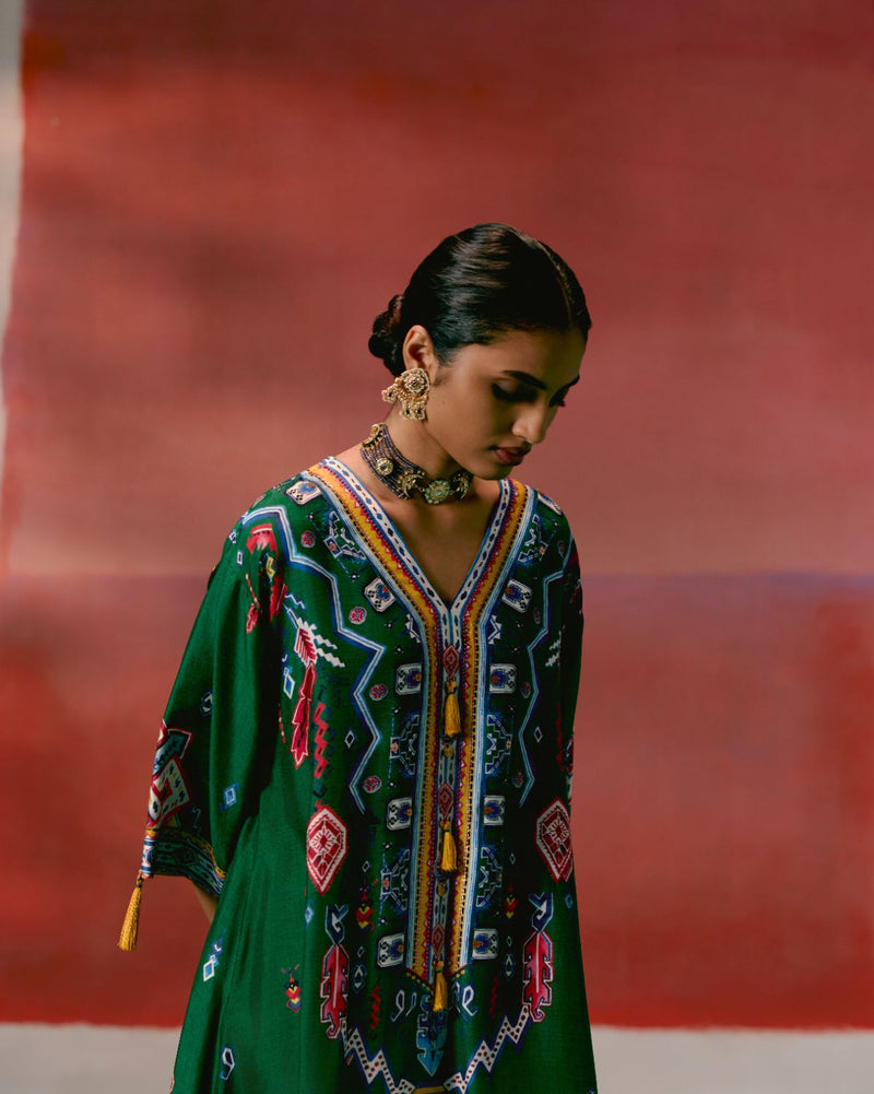 Emerald Aztec Kaftan Set Buy Emerald Aztec Kaftan Set from C&W | Co-Ord Sets for Women by Label Mogra in green color for women in Singapore