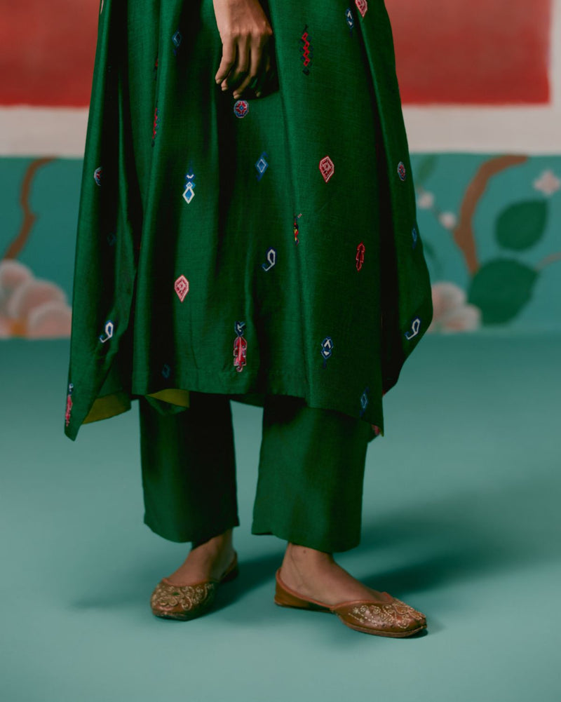 Emerald Aztec Kaftan Set Buy Emerald Aztec Kaftan Set from C&W | Co-Ord Sets for Women by Label Mogra in green color for women in Singapore