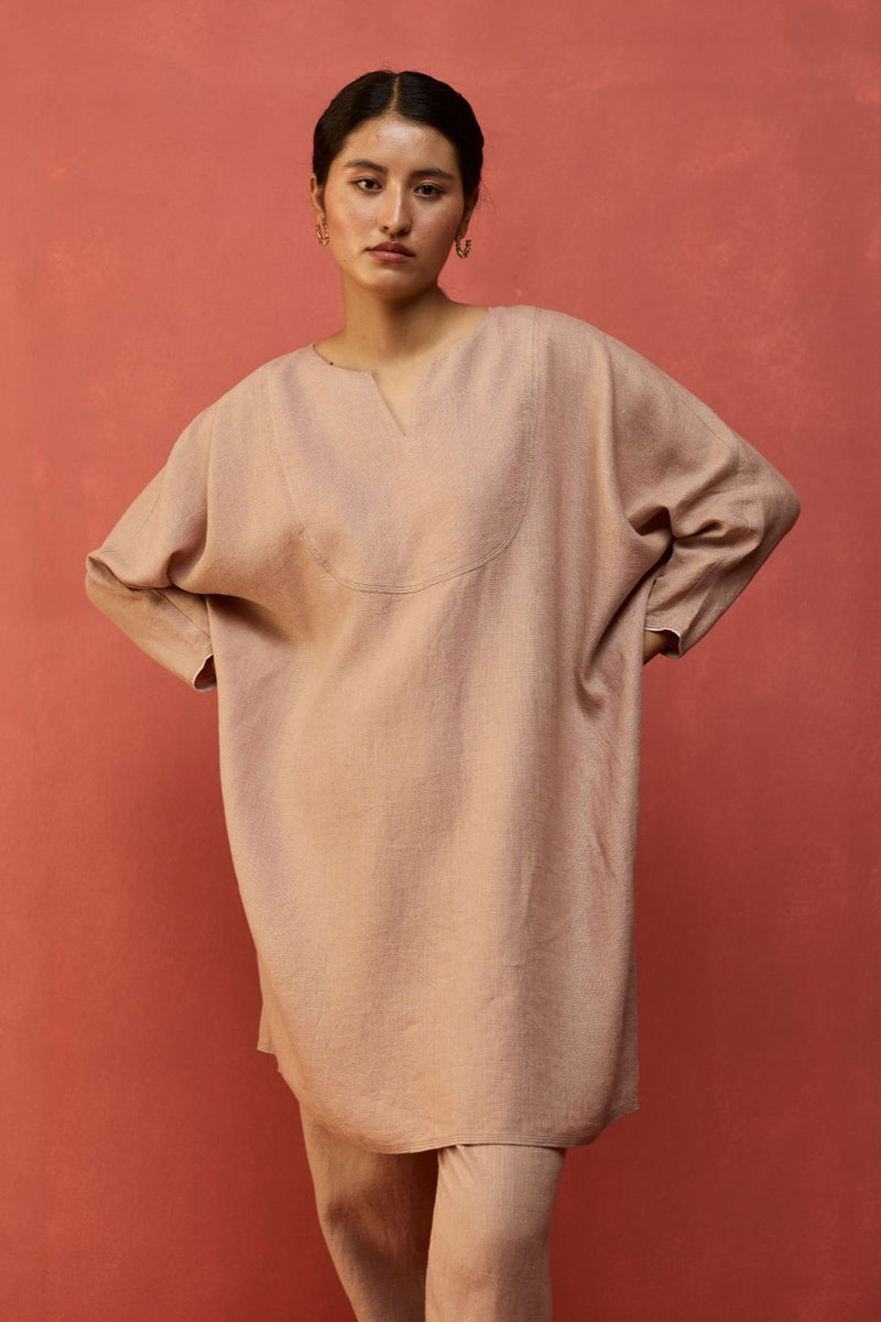 Etsu Yoke Linen Kurta - Dusty Rose linen by Manan in blush color for women in Singapore