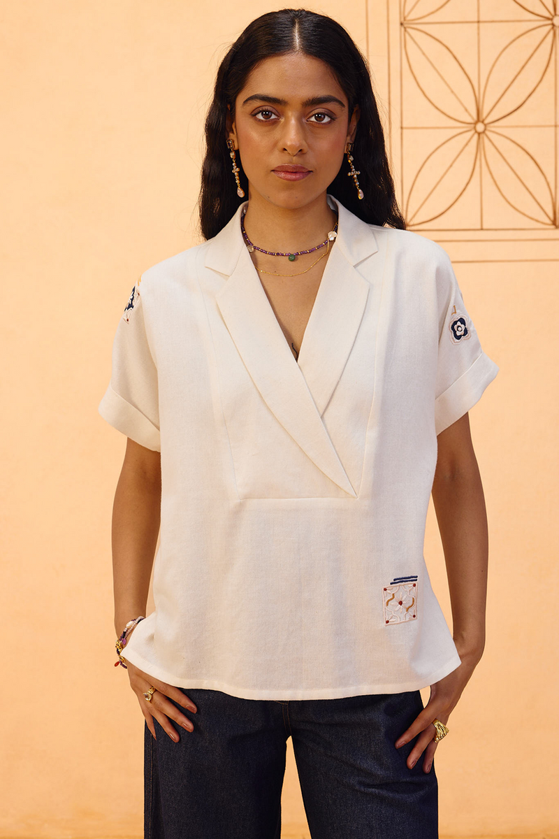 Everlasting Organic Cotton Top handwoven twill top/shirt by SUI in off-white for women in Singapore