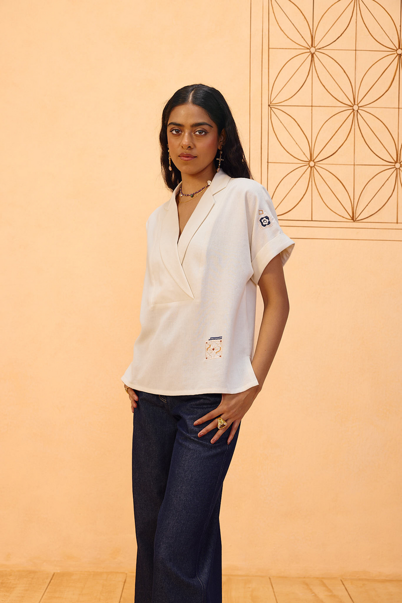 Everlasting Organic Cotton Top handwoven twill top/shirt by SUI in off-white for women in Singapore