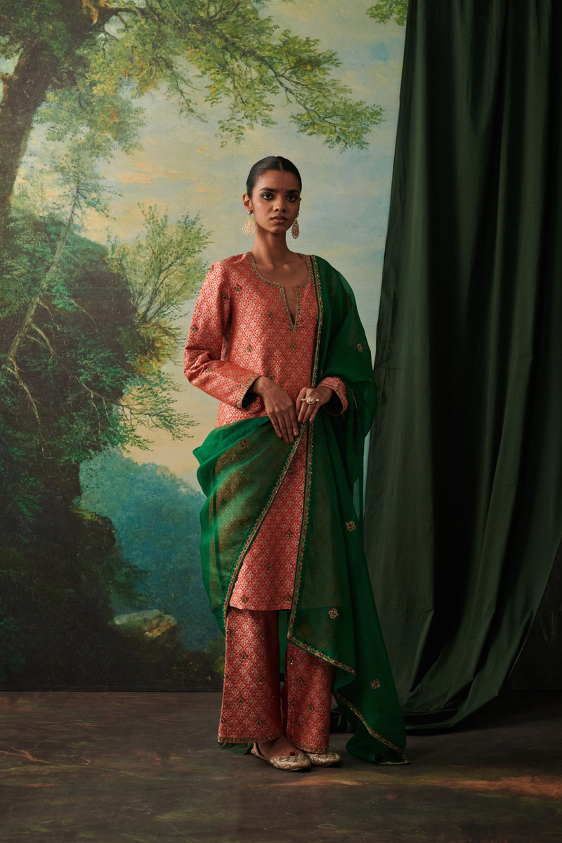 FALAK DUPATTA