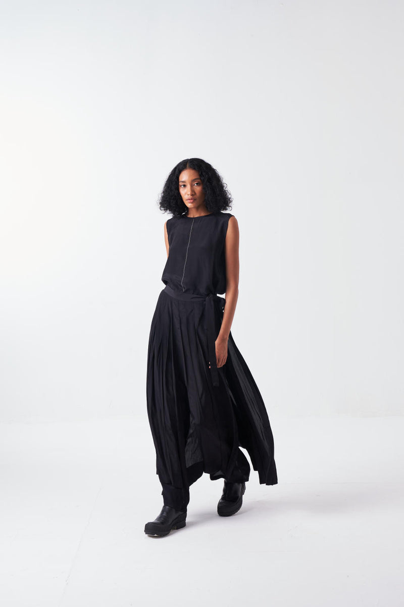 SKIRT PANT-BLACK (SS25-B15) poplin by THREE for women in Singapore