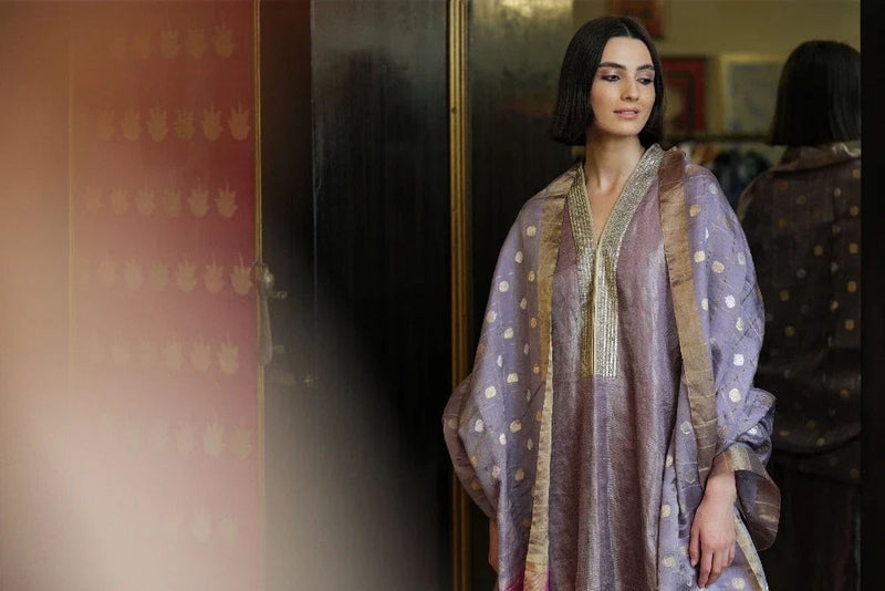 Falak' kora tissue phiran lilac kora tissue kurta/kurta set by Malika Mathur in lilac for women in Singapore