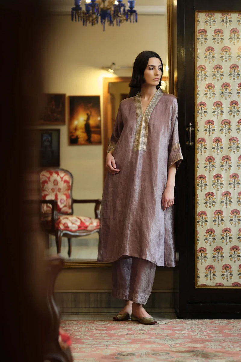 Falak' kora tissue phiran lilac kora tissue kurta/kurta set by Malika Mathur in lilac for women in Singapore
