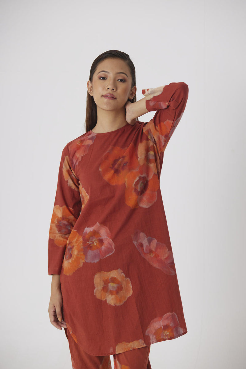 GARDENIA RED SHORT KURTA SET cotton by Yam in red color for women in Singapore
