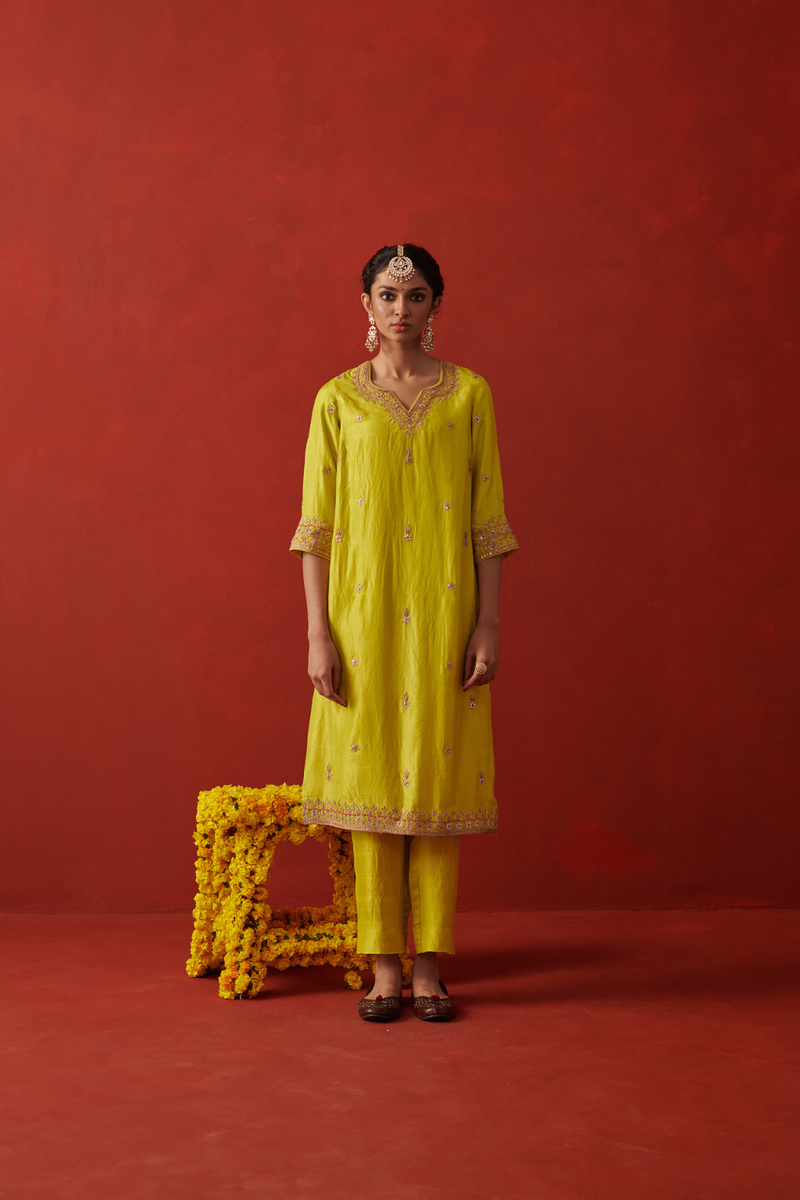 GIA & CYRAA KURTA & PANT