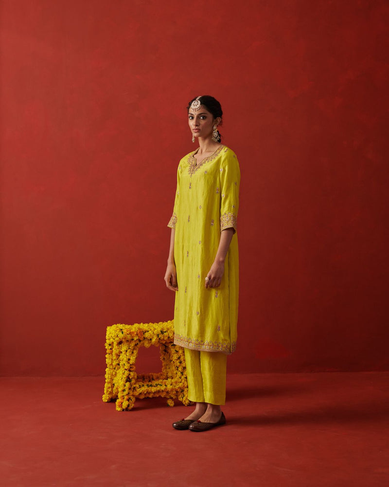 GIA & CYRAA KURTA & PANT