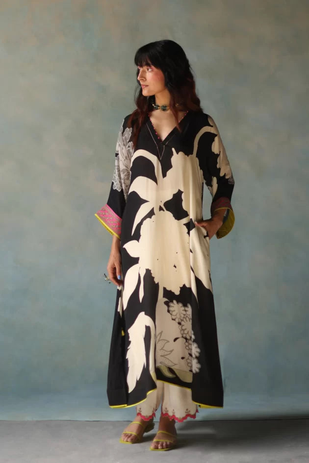 GUL BLACK AND IVORY FLOWER KAFTAN KURTA SET by Rajiramniq for women in Singapore