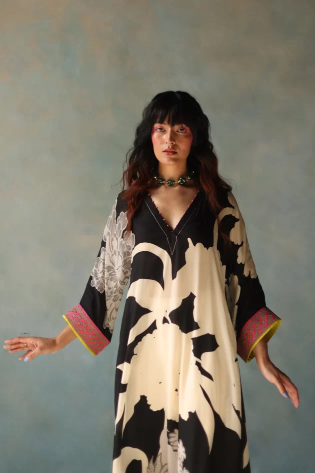 GUL BLACK AND IVORY FLOWER KAFTAN KURTA SET by Rajiramniq for women in Singapore