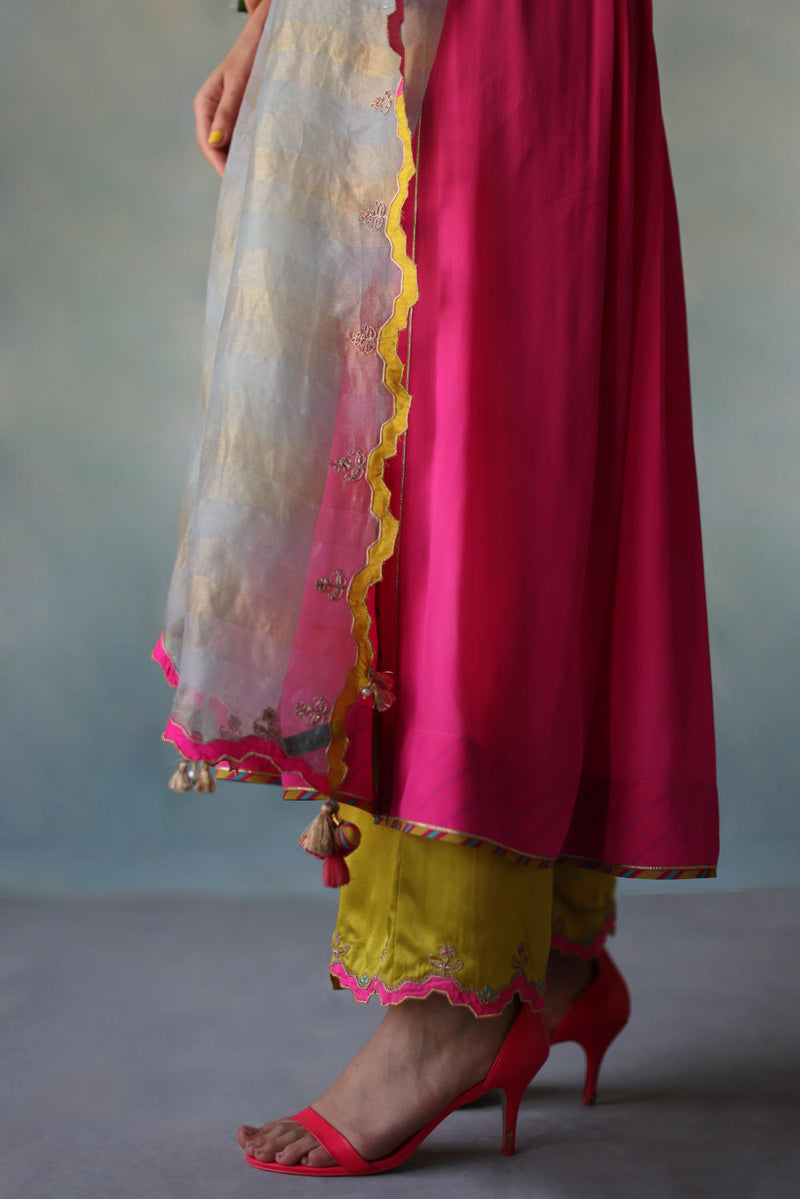 GUL HOT PINK BELL SLEEVE SILK KURTA SET by Rajiramniq for women in Singapore