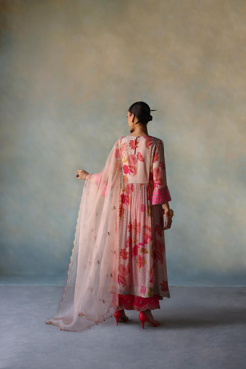 GUL NUDE PINK YOKE CHECK SLEEVE KURTA SET by Rajiramniq for women in Singapore