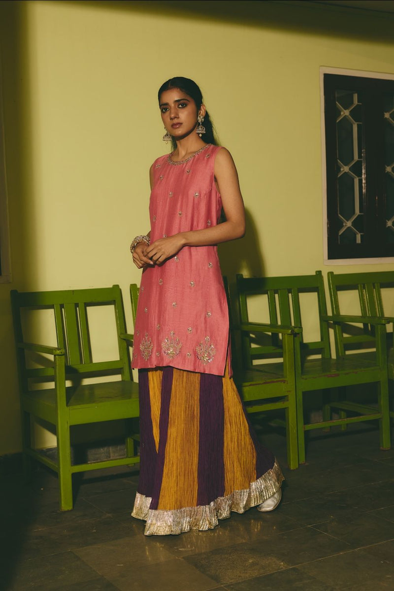 GULRUKH & LEHER KURTA & SHARARA