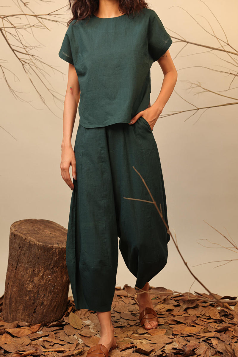 Green Suga Pants 100% cotton by Mati in green color for women in Singapore