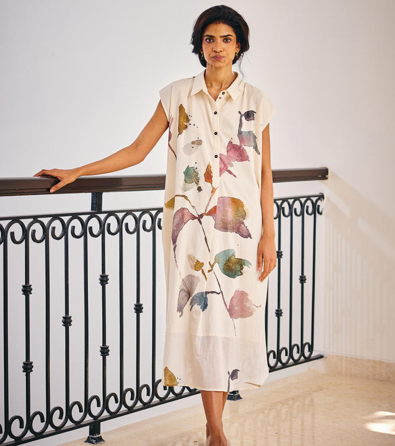 Growing Vein Dress cotton by Khara Kapas in white for women in Singapore