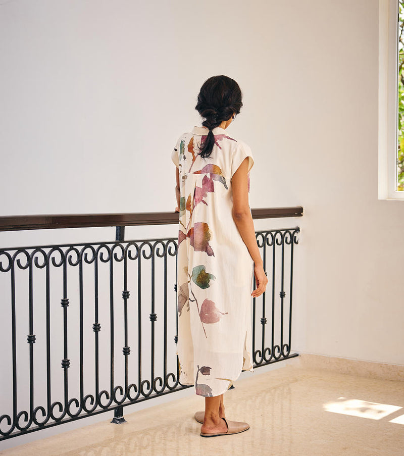 Growing Vein Dress cotton by Khara Kapas in white for women in Singapore