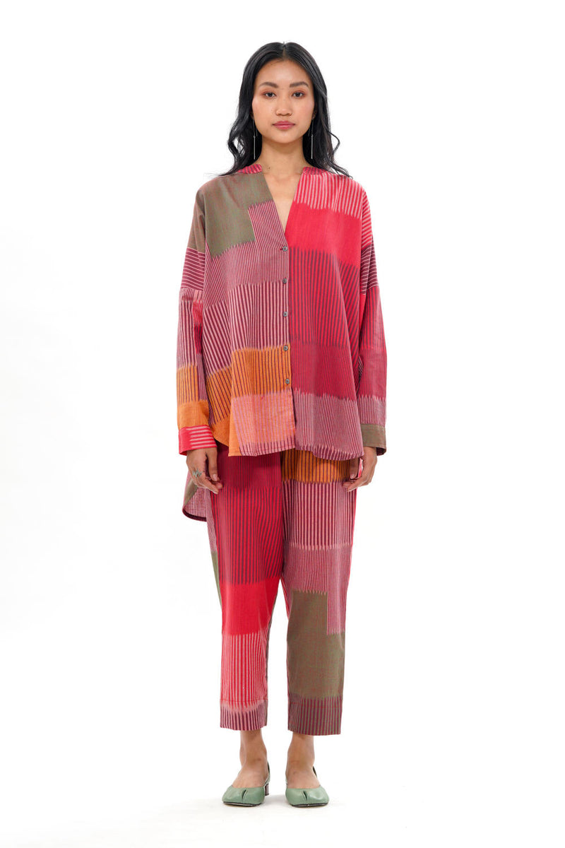 HARU RELAXED SHIRT 100% cotton by Translate - Handwoven Ikat in red color for women in Singapore