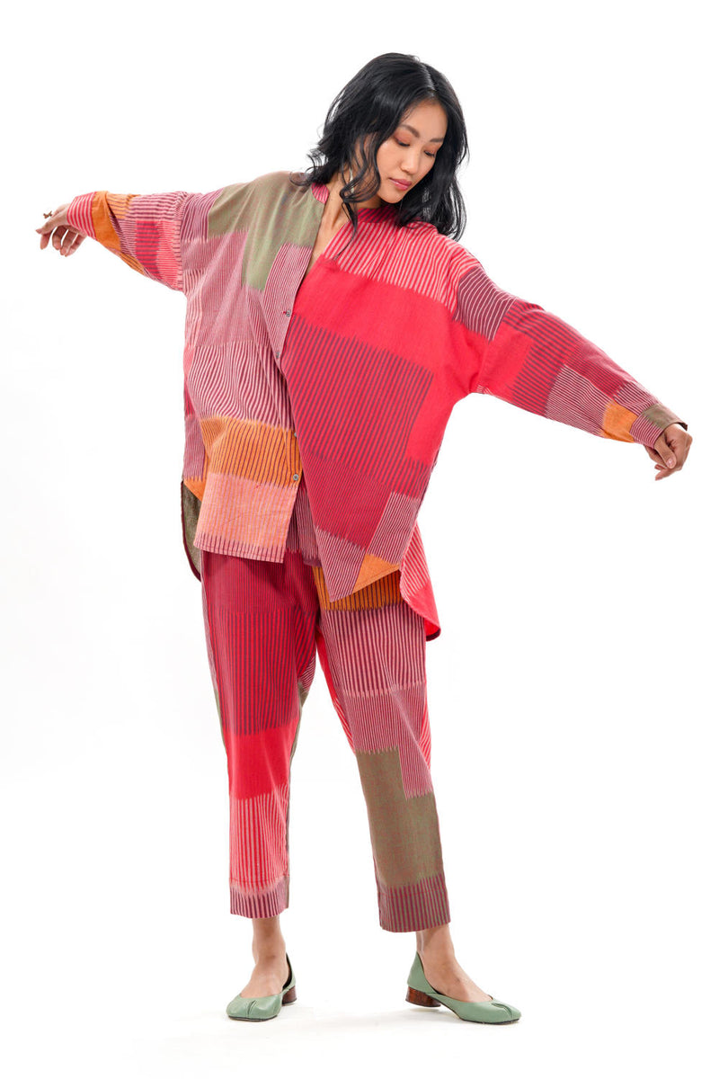 HARU RELAXED SHIRT 100% cotton by Translate - Handwoven Ikat in red color for women in Singapore