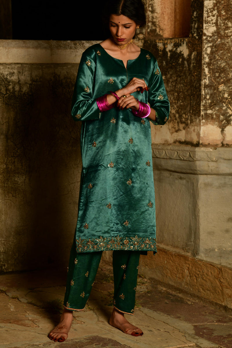 Heerapanna Kurta Set by Tokree in green color for women in Singapore