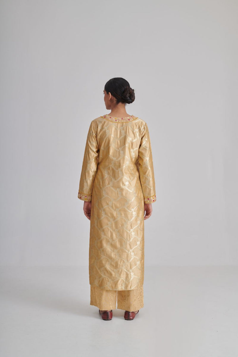 HEER & ZUNAIRA KURTA & PANT