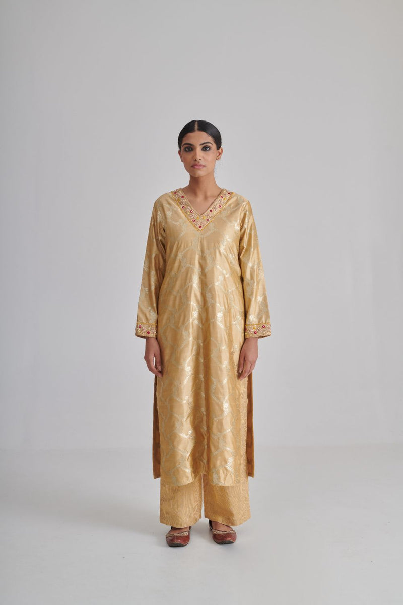 HEER & ZUNAIRA KURTA & PANT