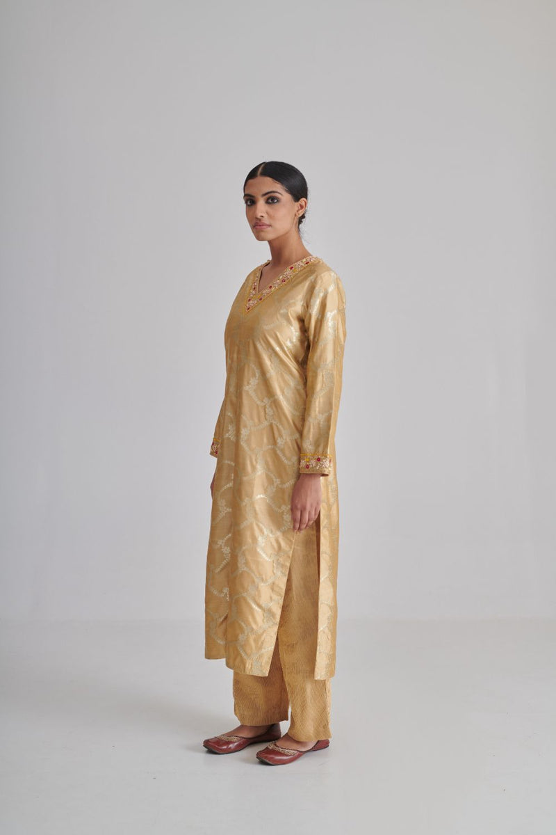 HEER & ZUNAIRA KURTA & PANT