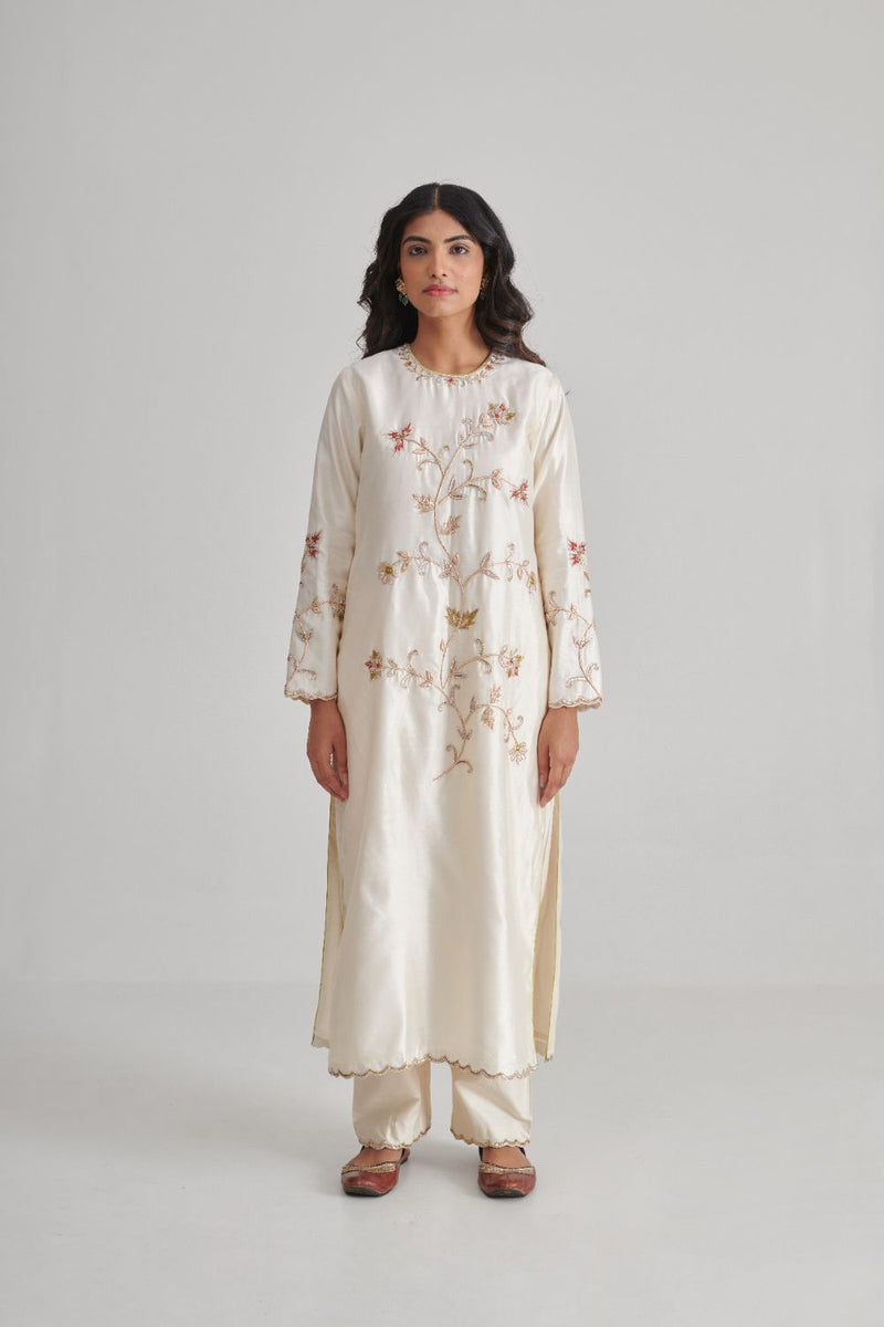 HUMSAFAR & MEERA KURTA & PANT