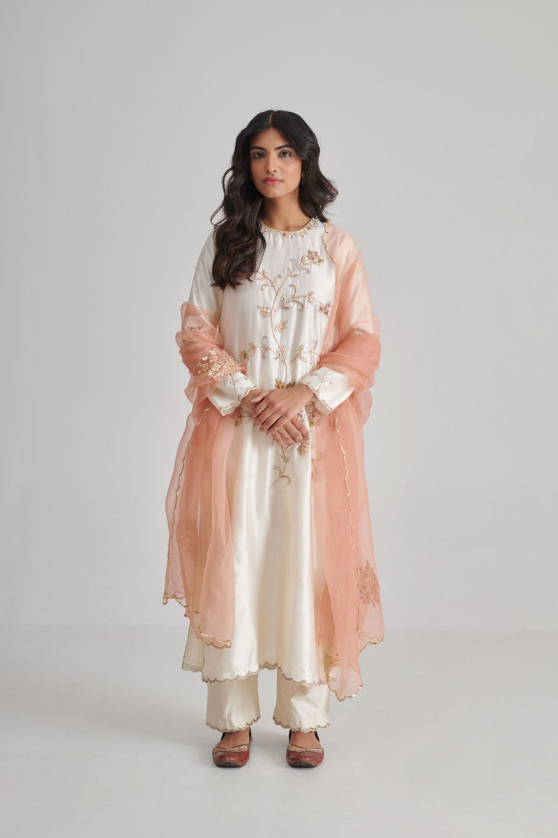 HUMSAFAR & MEERA KURTA & PANT