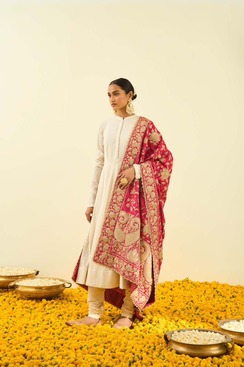 Only Odhni Hotpink Floral Tilla Embroidery silk by SHEETAL BATRA in pink color for women in Singapore