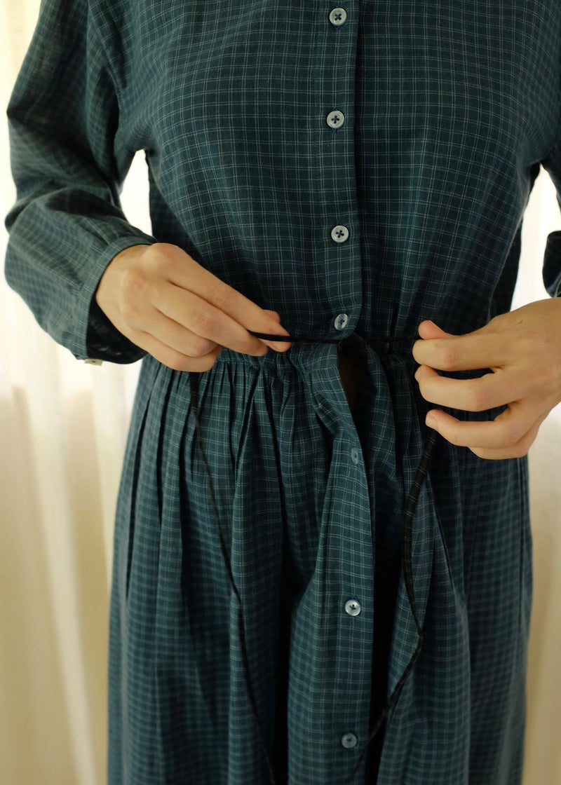 Cynthia-Washed Navy Dress handwoven cotton dress by MASON AND MILL in navy blue for women in Singapore