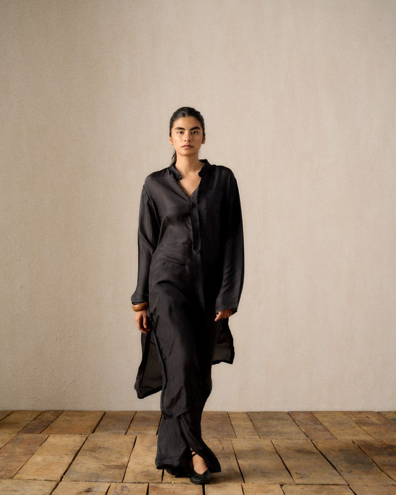 RAYI SILK KURTA SET silk Buy RAYI SILK KURTA SET from C&W | Light Kurta Sets for Women by Ituvana for women in Singapore