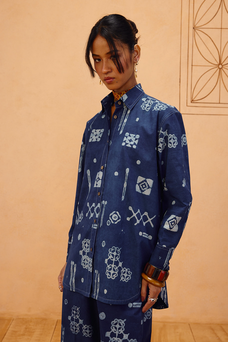 Indigo Patterns Organic Cotton Shirt organic cotton poplin top/shirt by SUI in indigo for women in Singapore