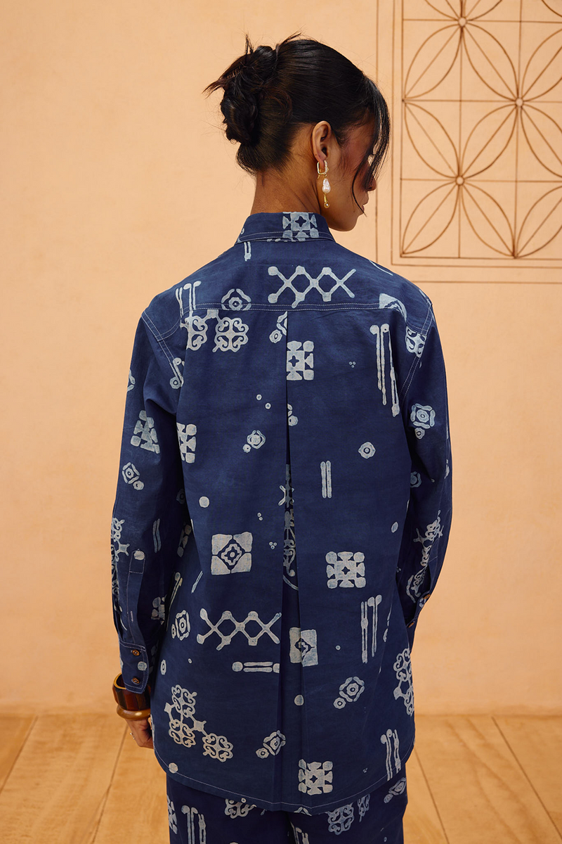 Indigo Patterns Organic Cotton Shirt organic cotton poplin top/shirt by SUI in indigo for women in Singapore