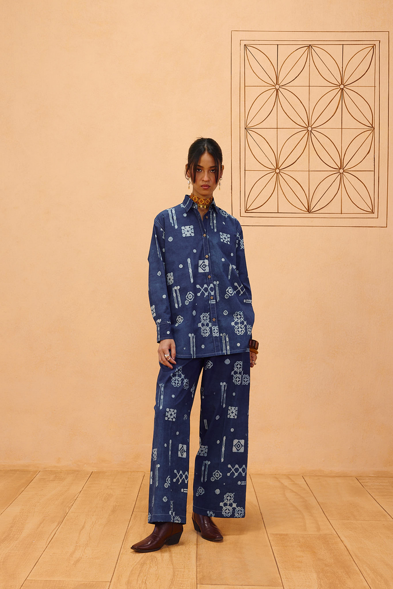 Indigo Patterns Organic Cotton Shirt organic cotton poplin top/shirt by SUI in indigo for women in Singapore