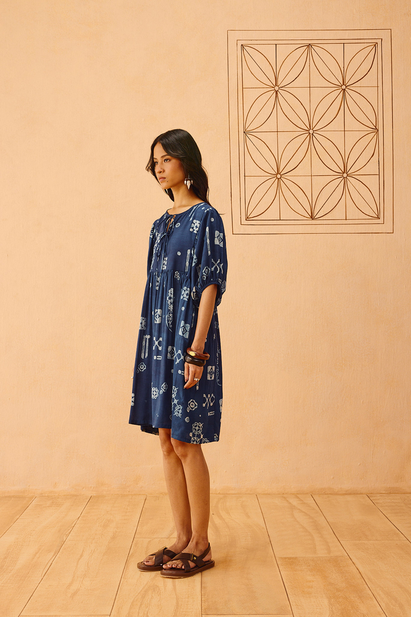 Indigo Wilds Lyocell Dress lyocell dress by SUI in indigo for women in Singapore