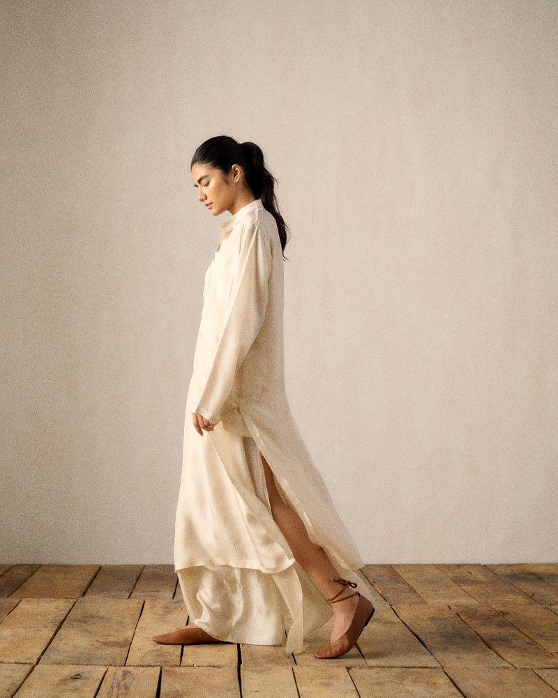 RAYI SILK KURTA SET silk Buy RAYI SILK KURTA SET from C&W | Light Kurta Sets for Women by Ituvana for women in Singapore