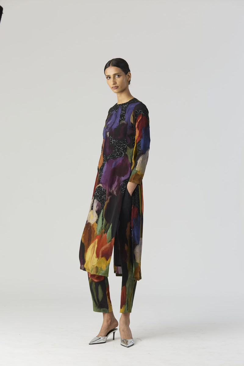 IVY EMBROIDERED KURTA SET by Yam in black color for women in Singapore