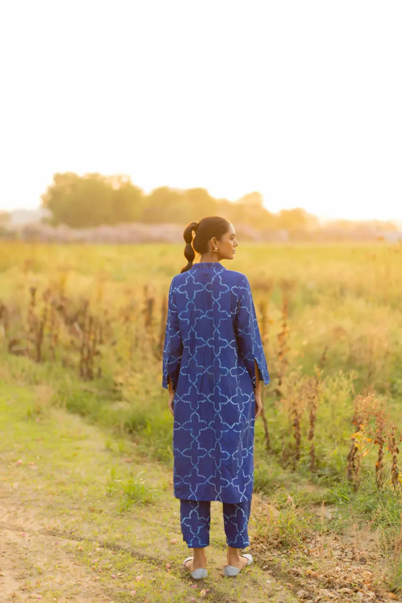 JAALI V KURTA SET-INDIGO silk by Dyelogue for women in Singapore