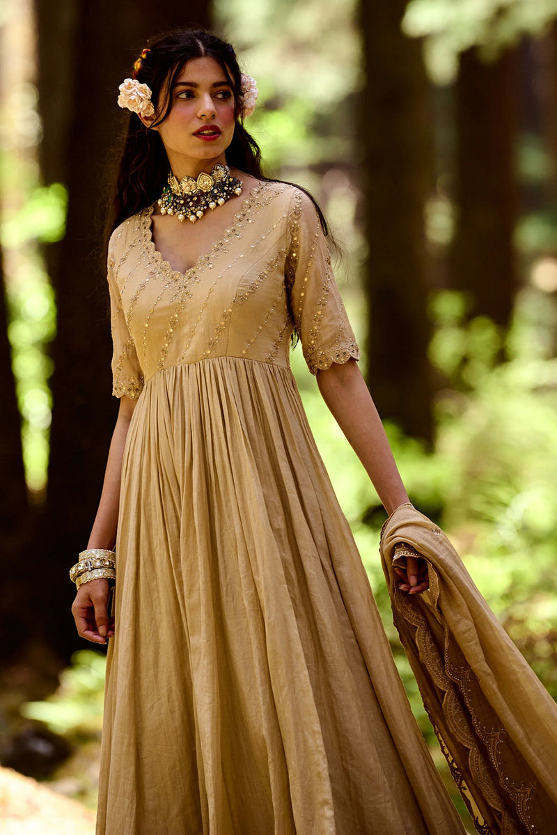 Jehan Anarkali Set – Beige cotton silk by Paulmi & Harsh-kahan Sep'26 in beige for women in Singapore