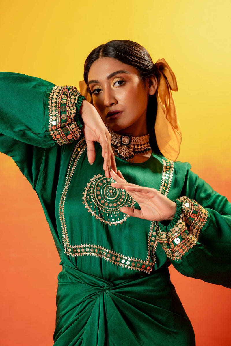 Vani Green Festive Tie up Kurta Dress