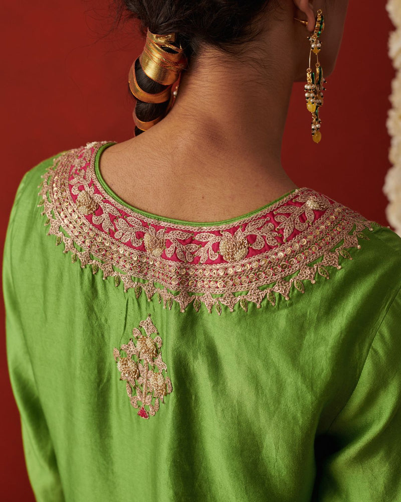 JHOOMAR & SHAFAQ KURTA & PANT