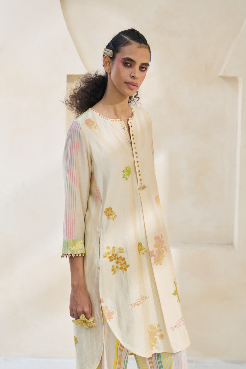 Jinger Set chanderi by SWATTI KAPOOR in multi color for women in Singapore